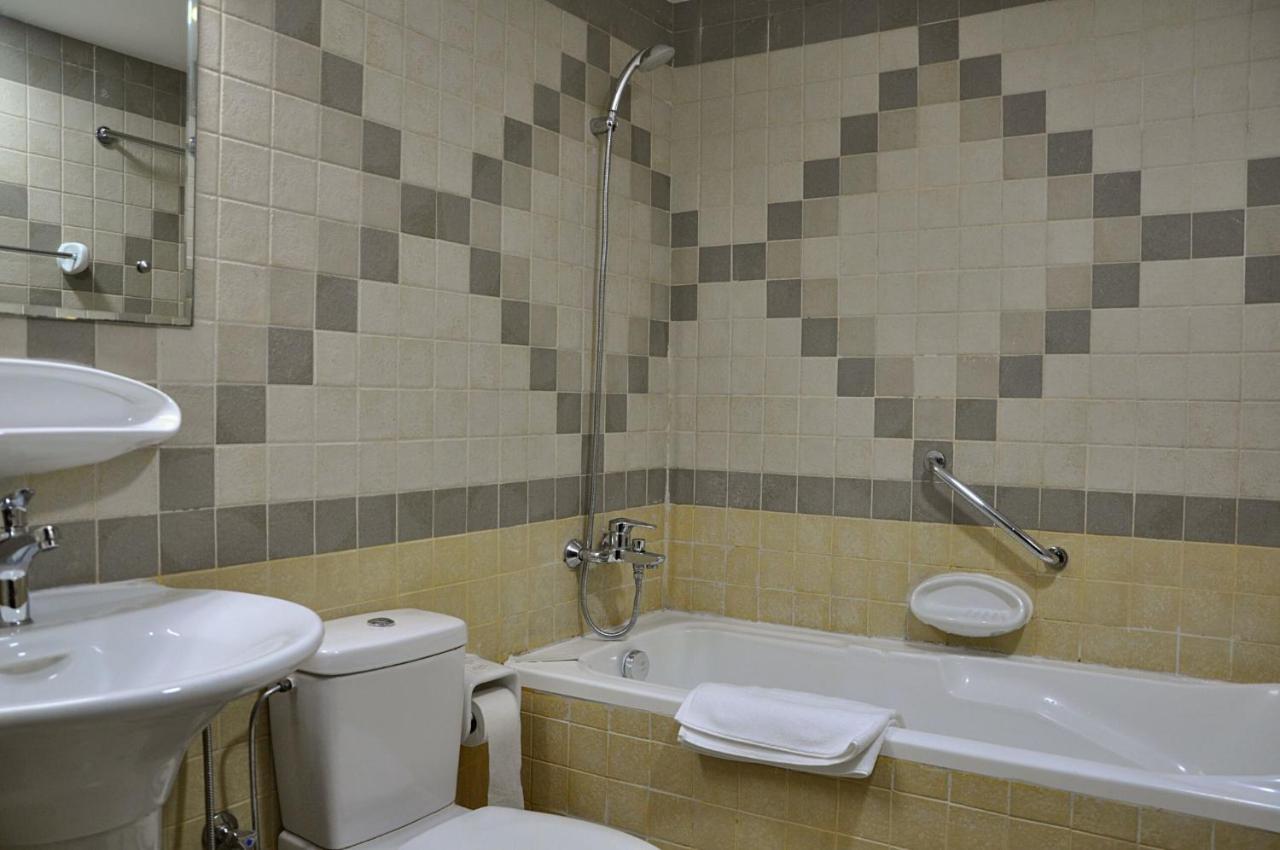 Care Holiday Homes Apartments Barsha Heights Dubaj Zewnętrze zdjęcie